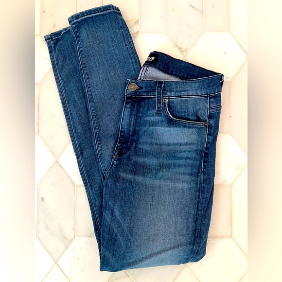 Hudson Jean's Medium Wash Midrise Nico super Skinny - Picture 3 of 9